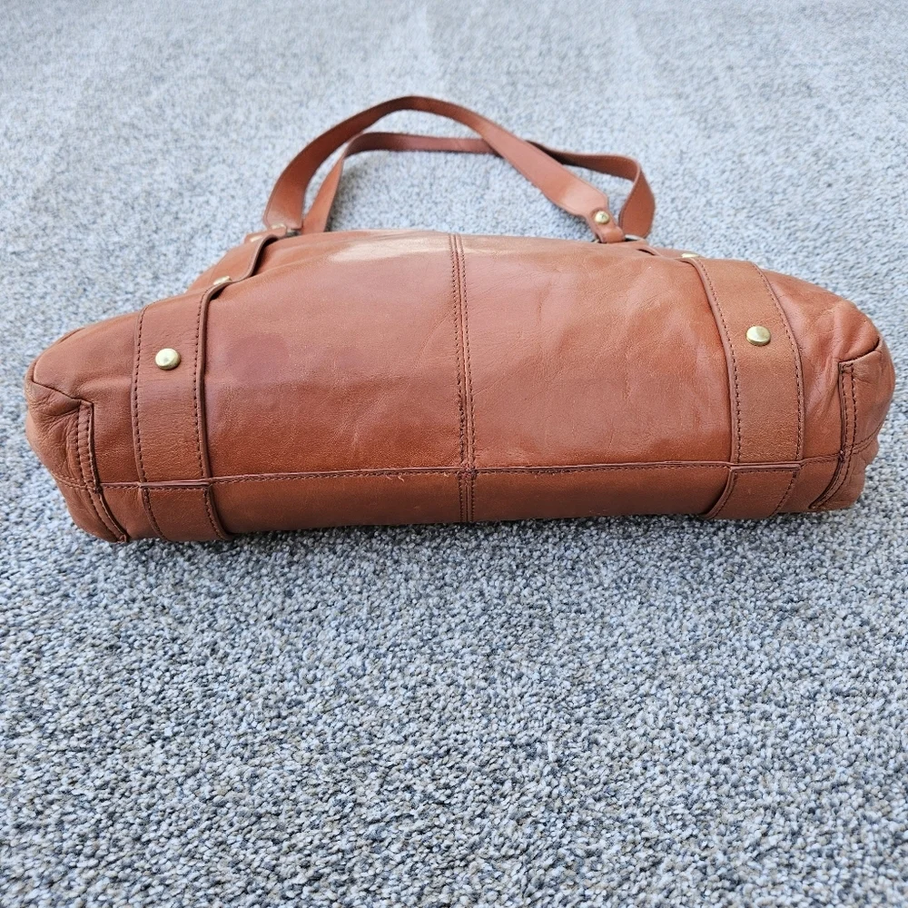 HOBO International Toffee Brown Leather Shoulder Bag Wanderlust Lining VTG Purse
